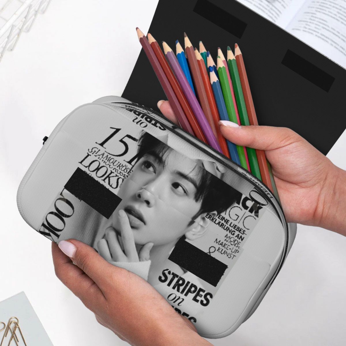 Cha EunWoo Kpop Astro Federmäp – Stationery And Office Supply Chain Bewertung und Preis