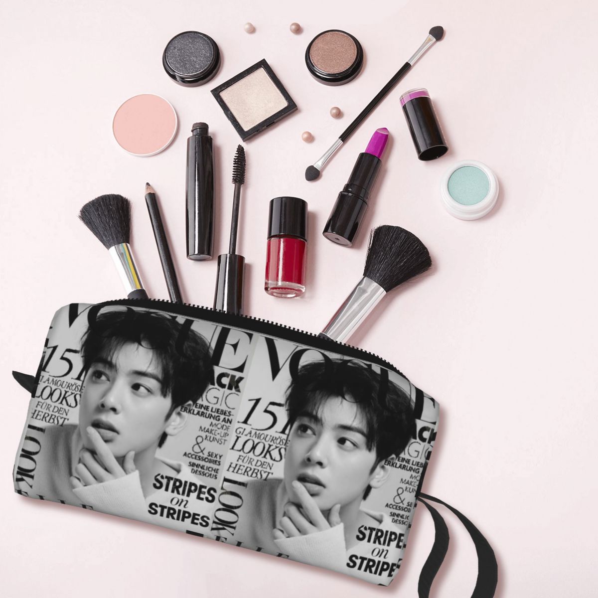 Cha EunWoo Kpop Astro Federmäp – Stationery And Office Supply Chain Bewertung und Preis